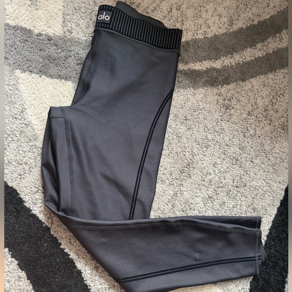 ALO Yoga Pants - ALO leggings